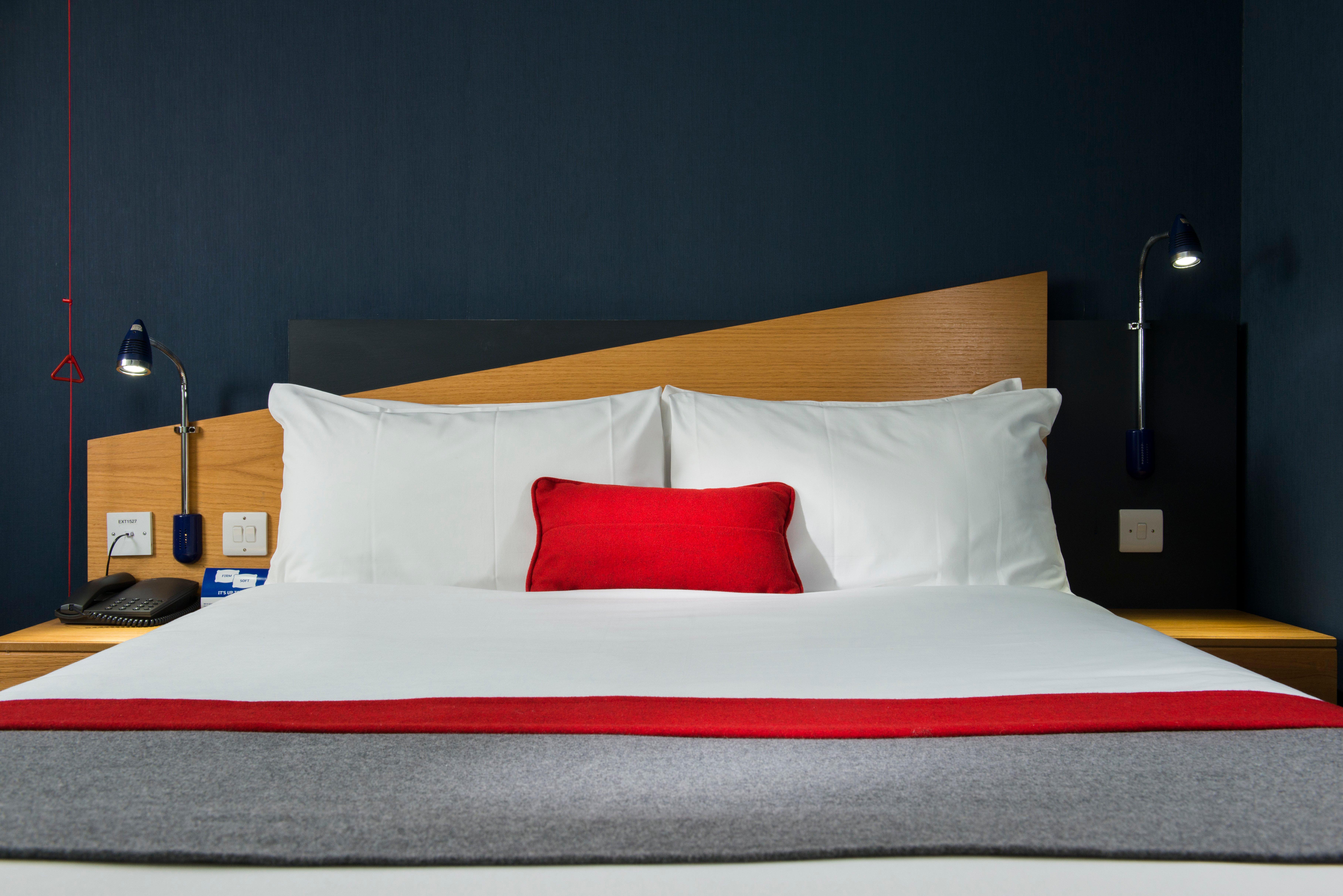 Holiday Inn Express Taunton East By Ihg Exteriör bild